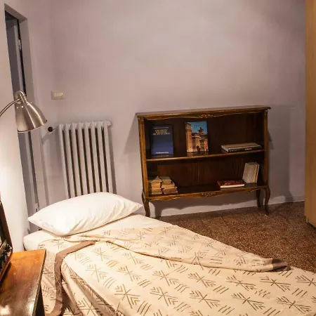 Borgo Di Castiglione * Bologne